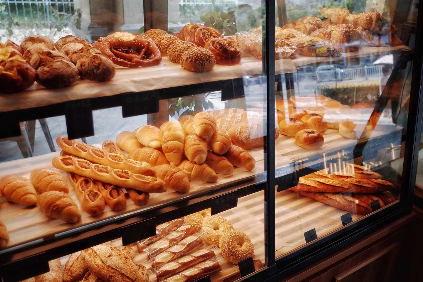 vitrine boulangerie viennoiserie